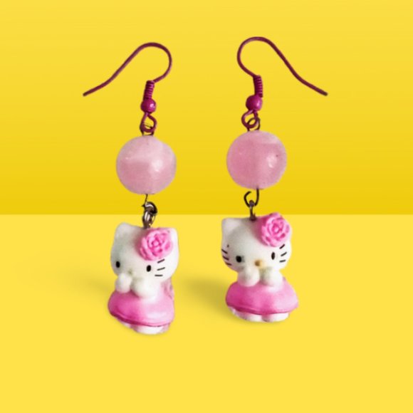 Hello Kitty Pink Bead Earrings - Picture 1 of 4
